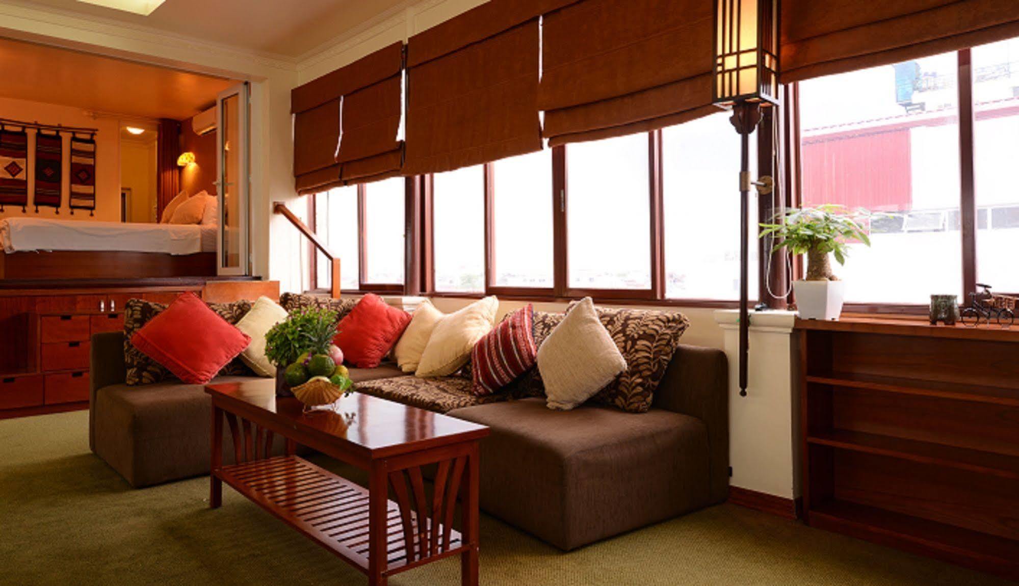 Artisan Boutique Hotel Hanoi Buitenkant foto