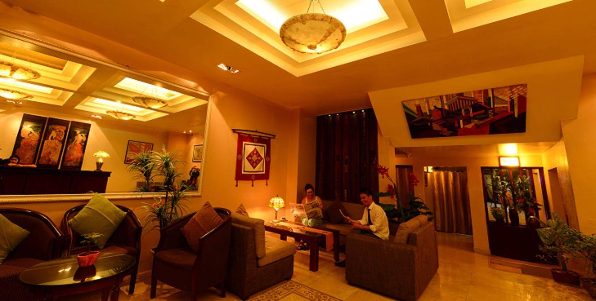 Artisan Boutique Hotel Hanoi Buitenkant foto