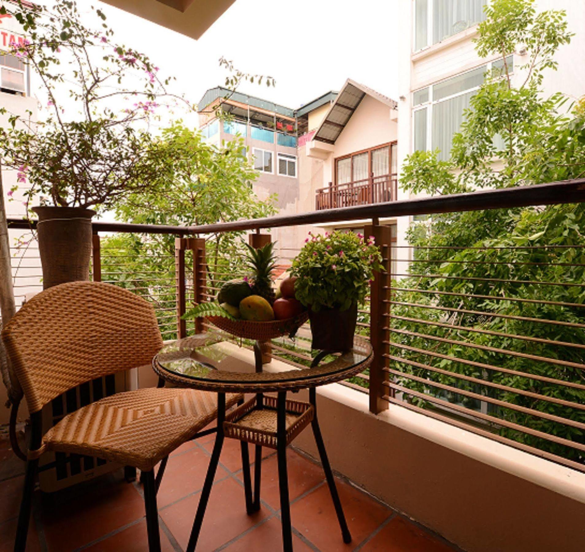 Artisan Boutique Hotel Hanoi Buitenkant foto