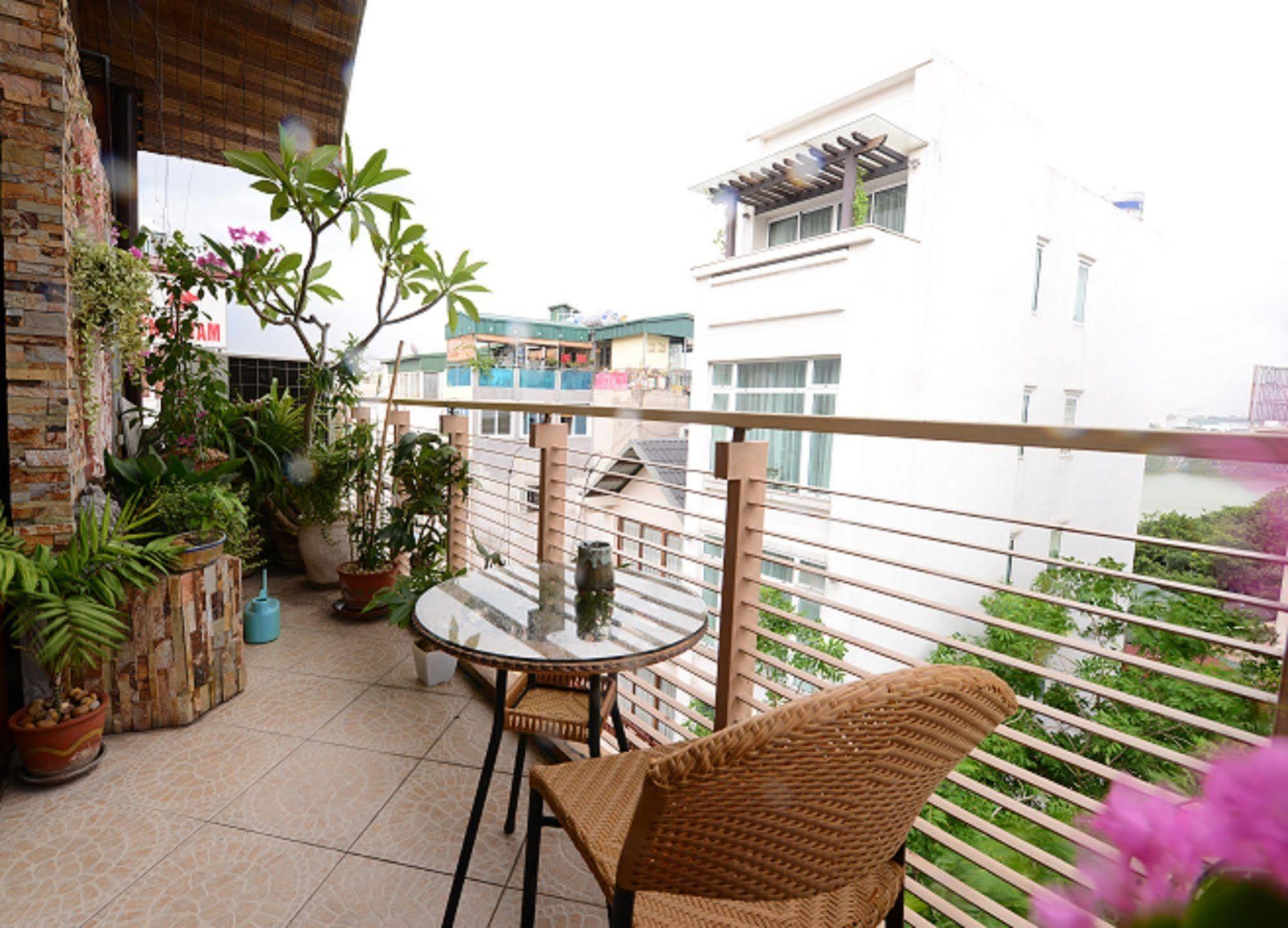 Artisan Boutique Hotel Hanoi Buitenkant foto